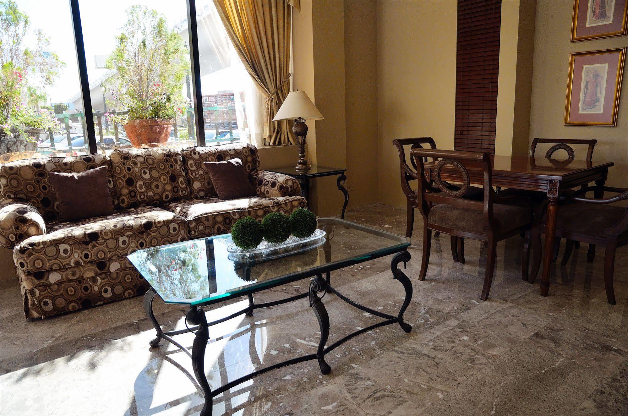 Hotel San Sebastian Hermosillo Eksteriør billede